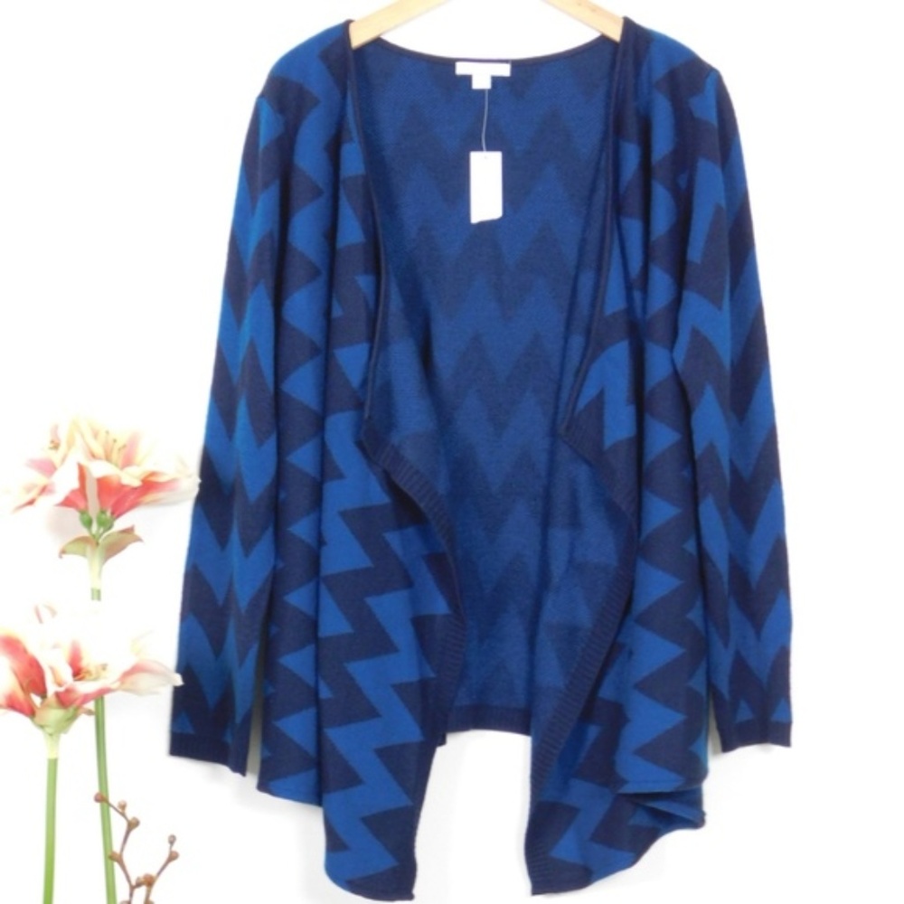 New York & Company Cardigan Sweater L Open Front Drape Chevron